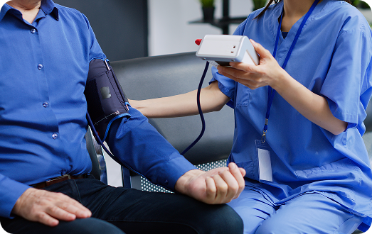 Koldan mı Kasıktan mı Anjiyo? Radial ve Femoral Erişim Arasındaki Farklar